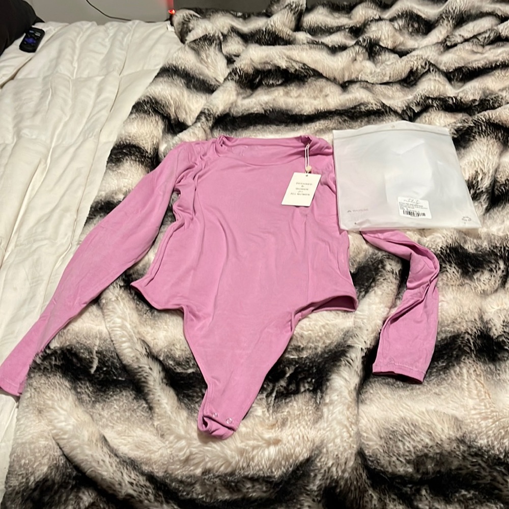 Balance athletica Lena bodysuit size medium